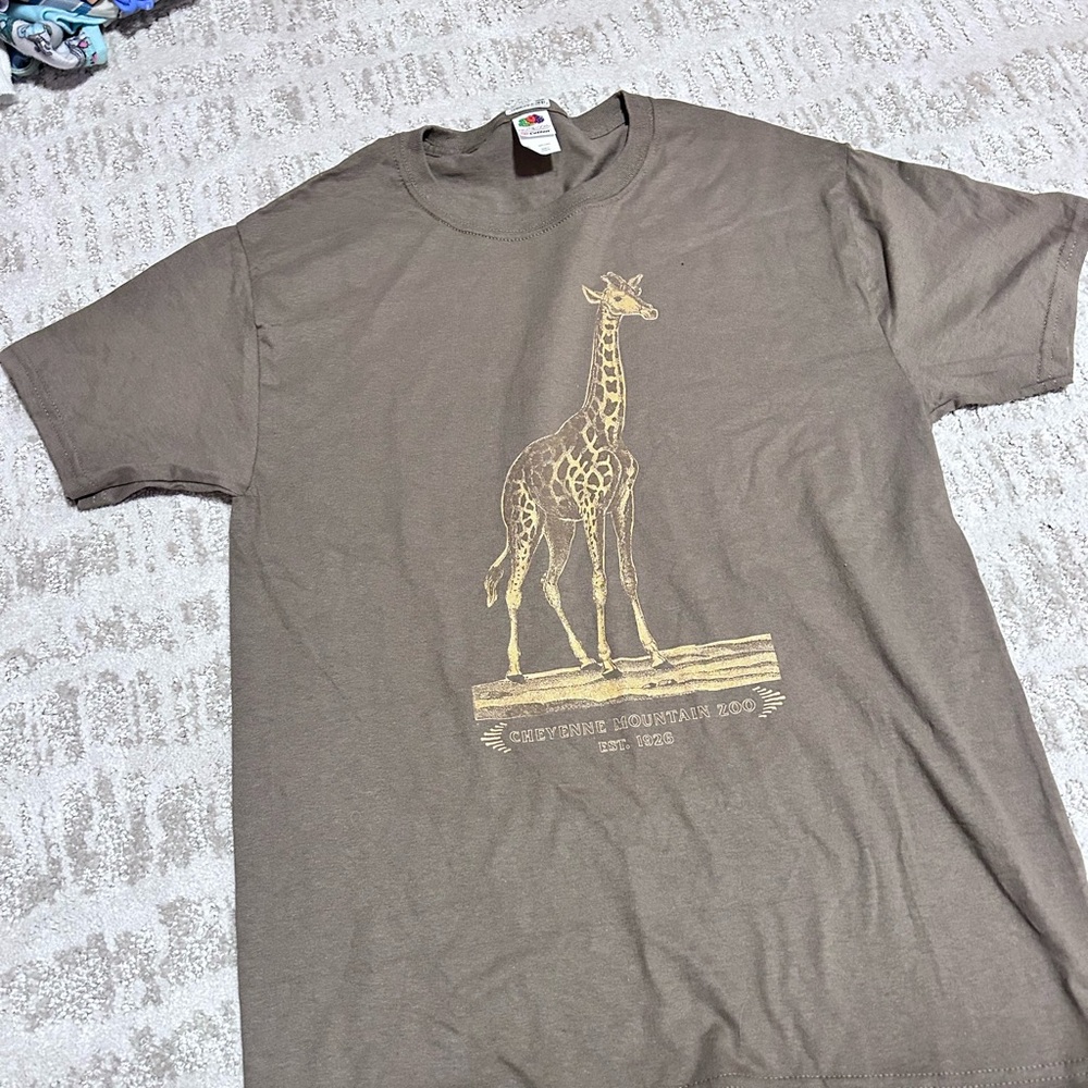 Cute and comfy giraffe T-shirt